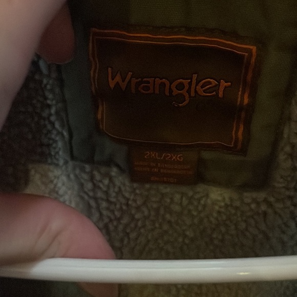 Men’s 2XL Wrangler lined Vest - Picture 2 of 6